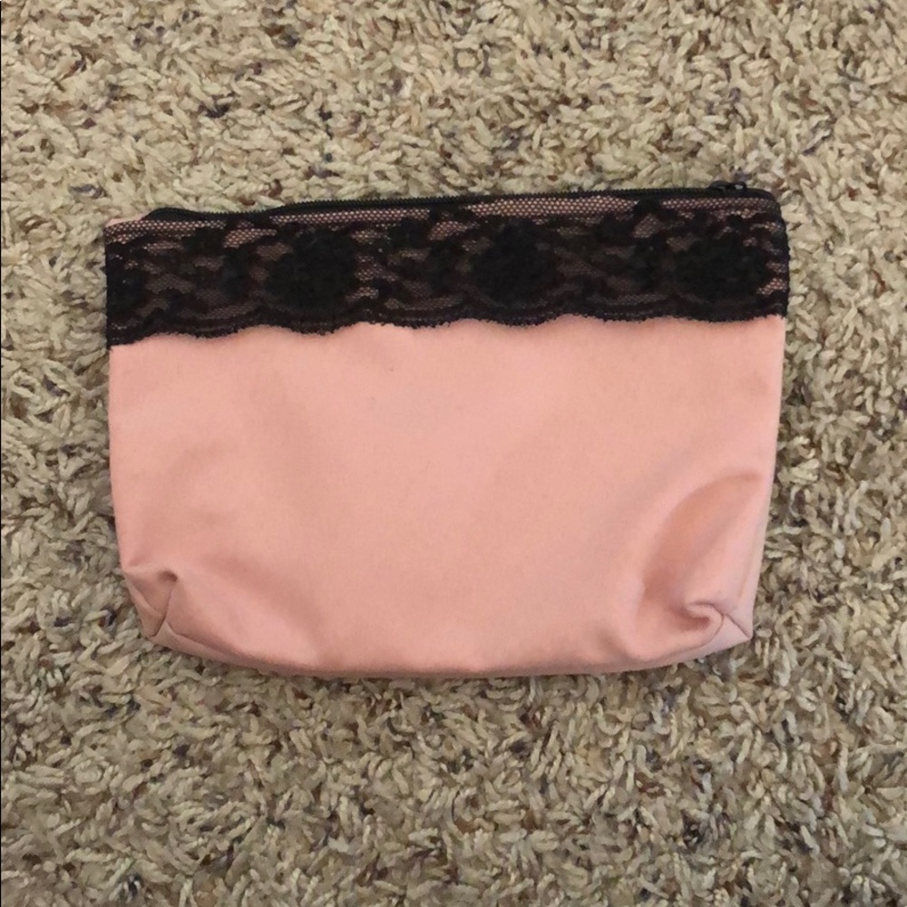 Makeup bag